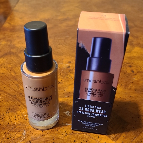 Smashbox Studio Skin 24 Hour Foundation 4.0 - Picture 3 of 3